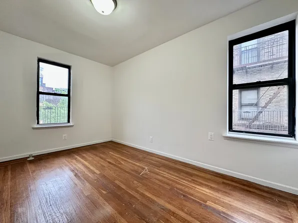 590 Fort Washington Avenue 5J image 3 of 7