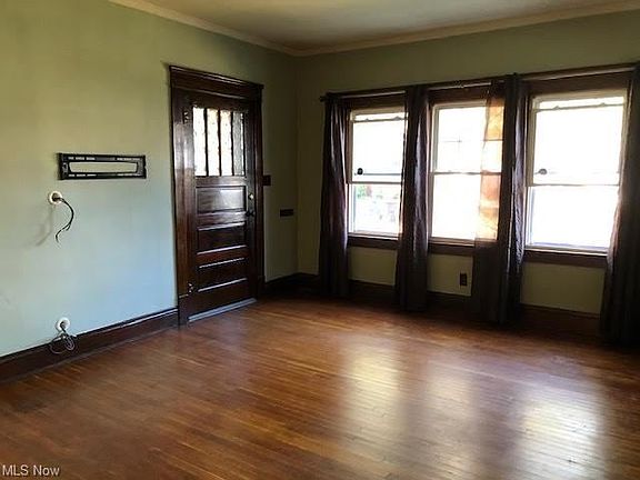 4th image of 11401 Dale Ave