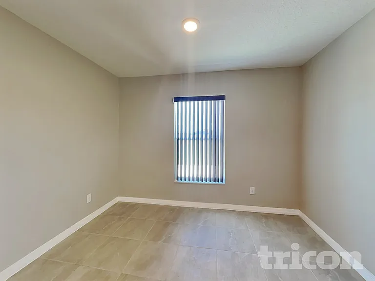 2163 Mandarin Loop — Photo 6