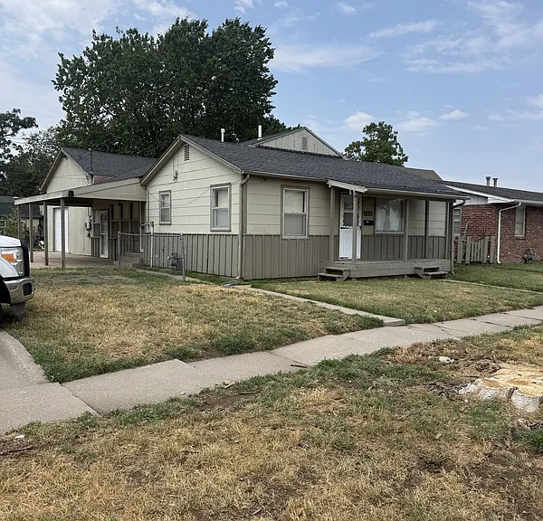 511 N Washington St — Photo 1
