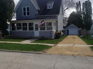 109 W Front St, Mount Morris, IL 61054