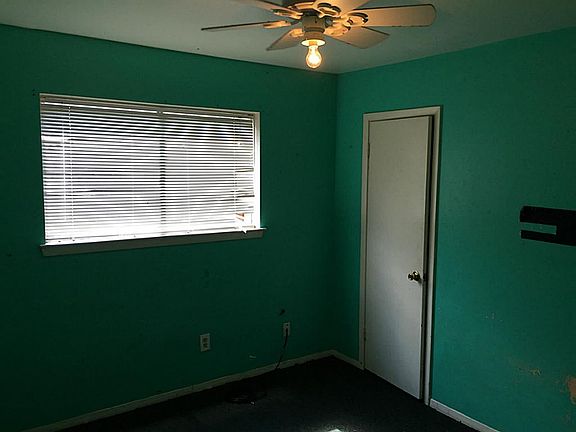 4th image of 10910 Twig Dr