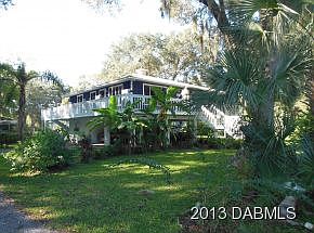 4th image of 1635 Caroline Dr
