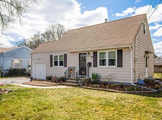 154 Plainfield Ave, Edison, NJ 08817