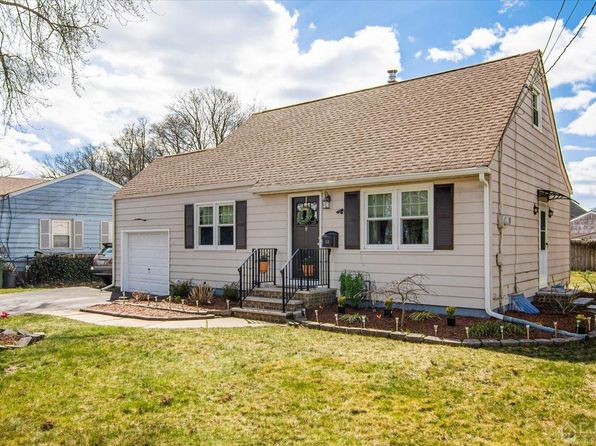 08817 Real Estate - 08817 Homes For Sale | Zillow