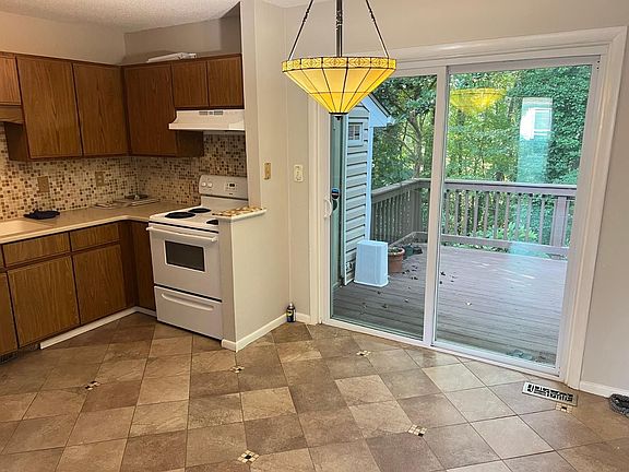 5th image of 5901 Suncreek Ct