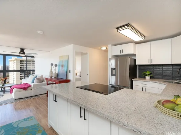 2222 Citron St APT 1701, Honolulu, HI 96826