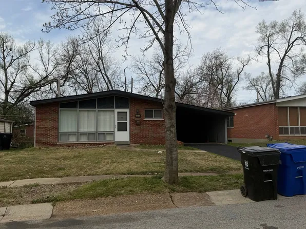 1315 Mendell Dr, Saint Louis, MO 63130