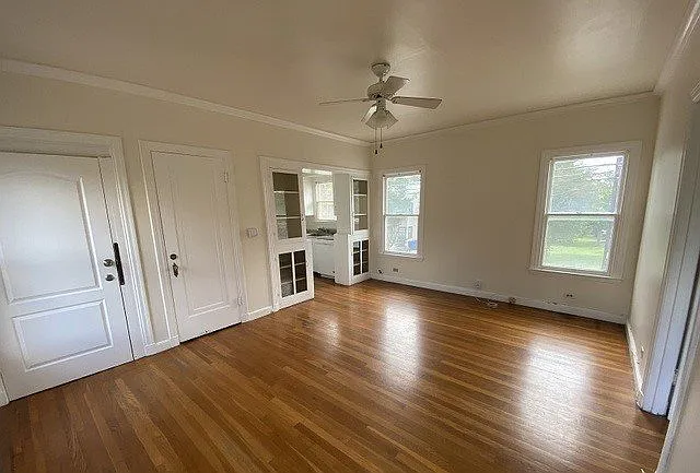245-247 E Lullwood Ave #REAR — Photo 9