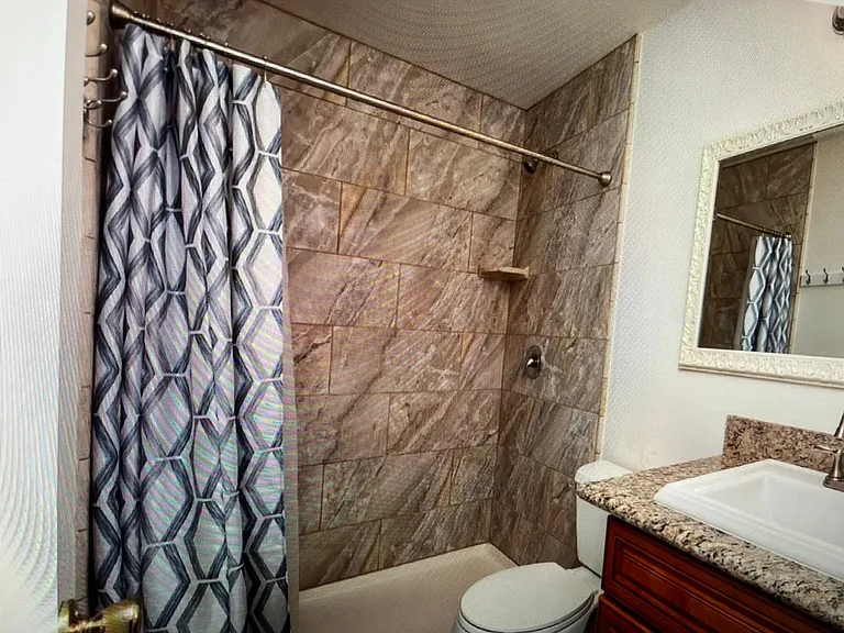 1330 E San Bruno Ave #102 — Photo 13