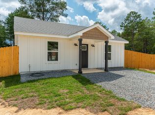 89 Country Blvd, Defuniak Springs, FL 32433