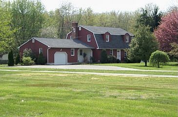 1st image of 23 King St