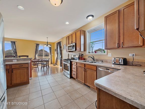 4th image of 1408 Blume Dr
