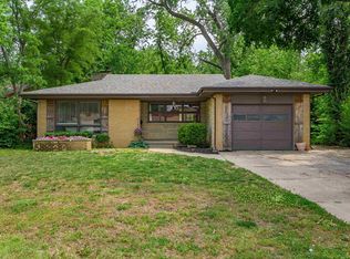 3219 E Skinner St, Wichita, KS 67218
