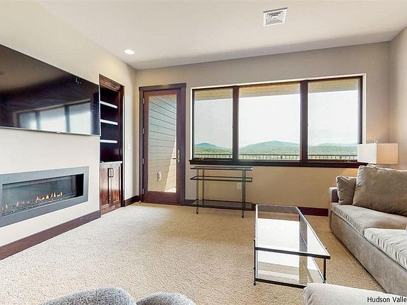 3rd image of 11 Whisper Creek Dr #405F