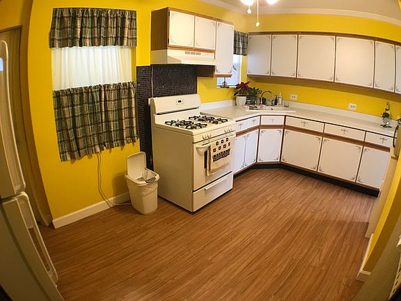 2nd image of 5641 S Christiana Ave