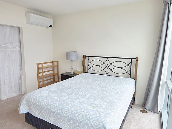 2nd image of 1391 Kapiolani Blvd #1909