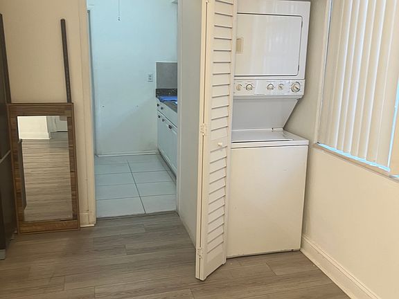 3rd image of 107 Calabria Ave APT 2