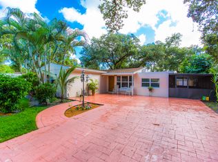 6640 Freedom St, Hollywood, FL 33024