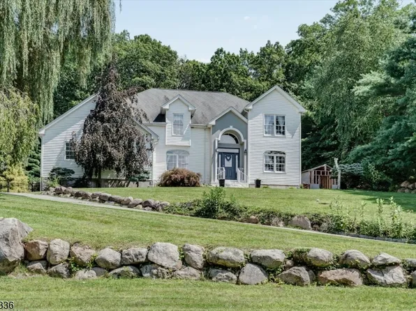 10 Skyler Ct, Jefferson Twp., NJ 07438