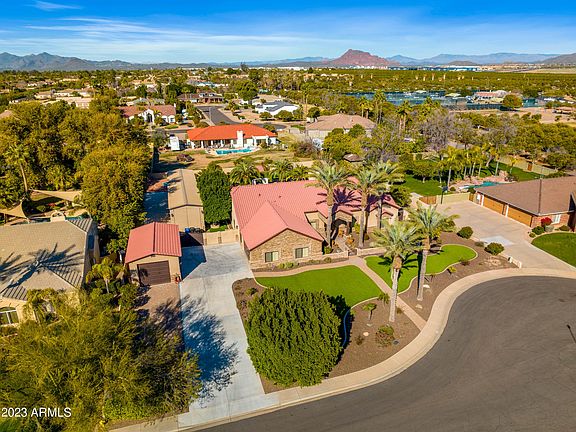 2nd image of 3944 E JUNIPER Circle