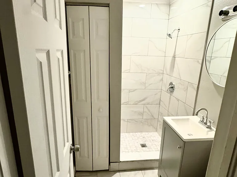 1881 Windsor Dr — Photo 24