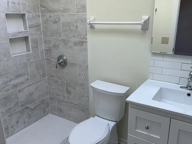 1371 Downsberry Dr — Photo 9