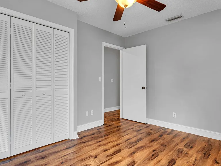 11804 Branch Mooring Dr — Photo 35