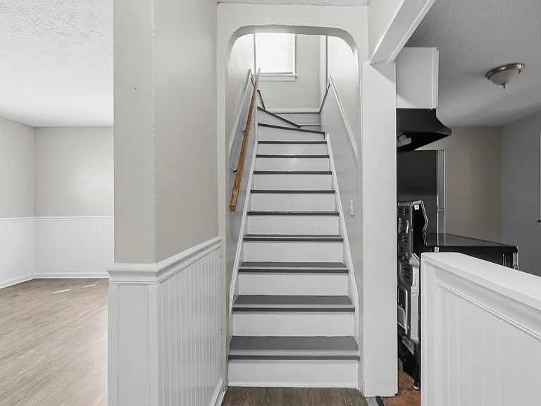20612 Mountville Dr — Photo 13