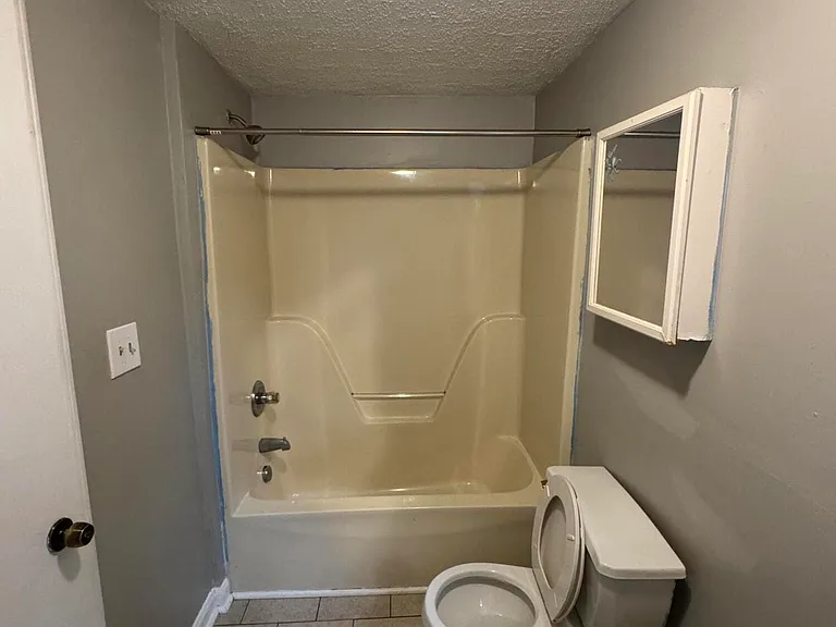 605 Harry St — Photo 14