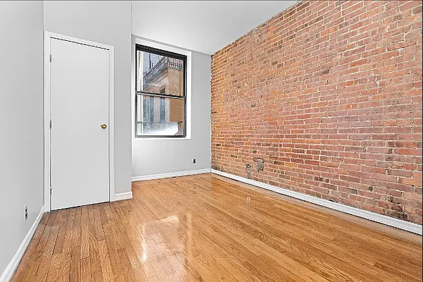 Rented by REAL New York | media 10