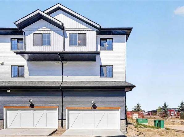1750 N Rangeview Dr SE #201, Calgary, AB T3S 0G9
