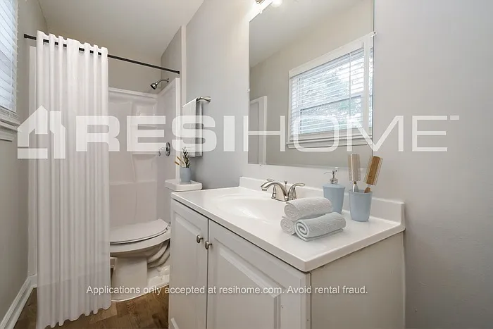 8283 Brittany Ln — Photo 12