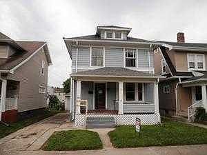 Front view of home