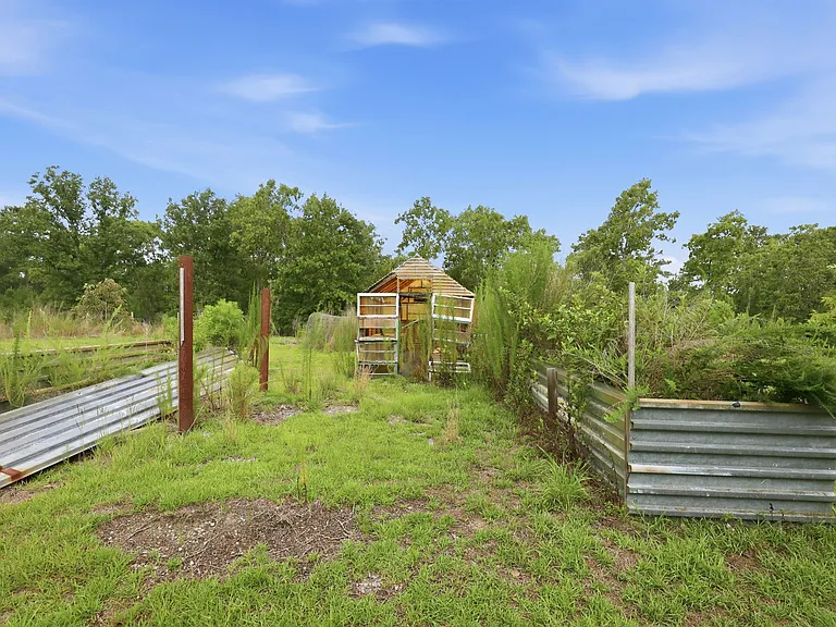 494 Asset Pkwy — Photo 15