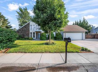 1942 Stonetree Dr, Mountain Home, ID 83647