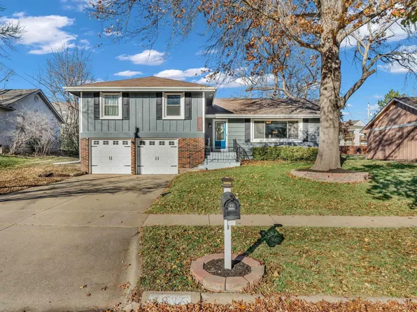 5836 SW 24th Ter, Topeka, KS 66614