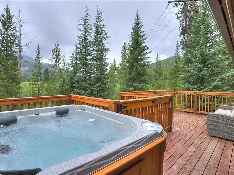 80 Blue Rock Dr — Photo 17