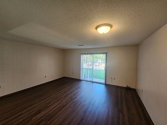4th image of 1614 Amelia St #2A