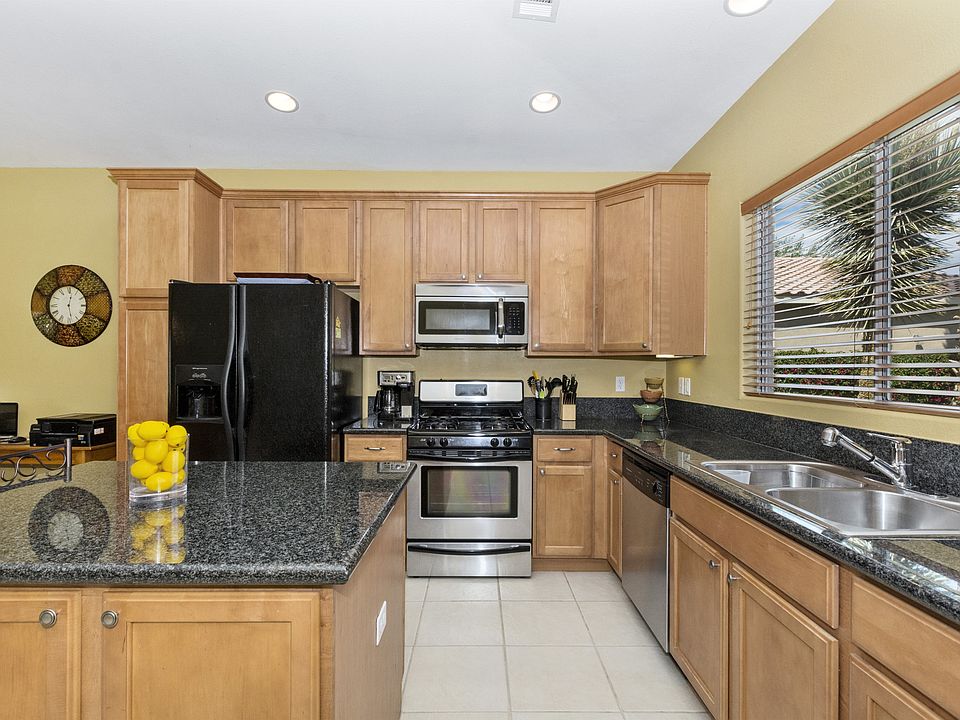 1st image of 82337 Odlum Dr