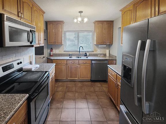5th image of 5390 Sidney Rd