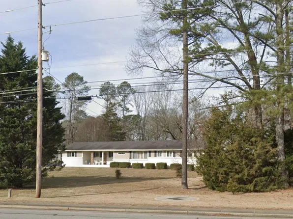 7813 Hixson Pike, Hixson, TN 37343