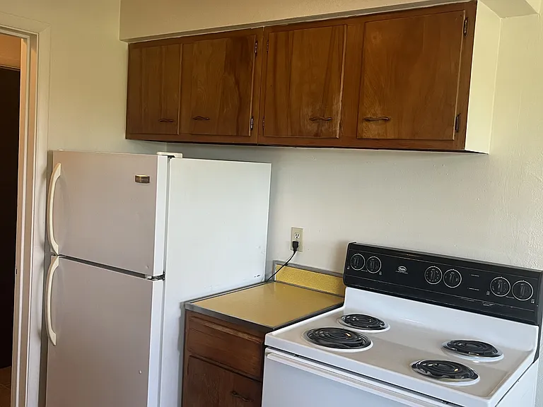 910 Cherry Dr — Photo 21