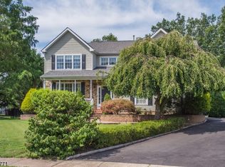 15 Wolverton Ln, Hillsborough, NJ 08844