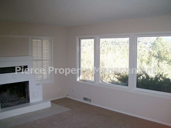 3rd image of 755 Steiner Cir APT B
