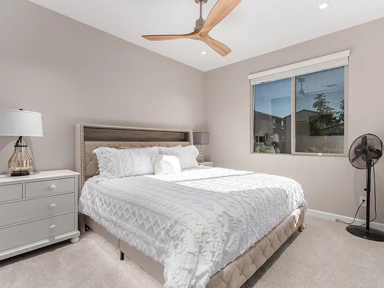 7674 W Tether Trl — Photo 20