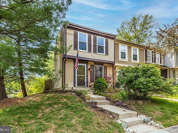3rd image of 2 Valleyside Ct