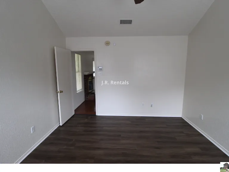 3615 Coral Bay Ln — Photo 81
