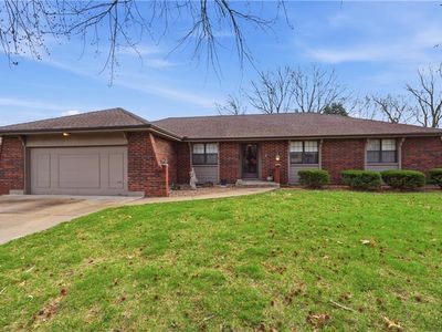 908 NW 10th St, Blue Springs, MO, 64015