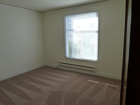 3rd image of 1390 27th Ave